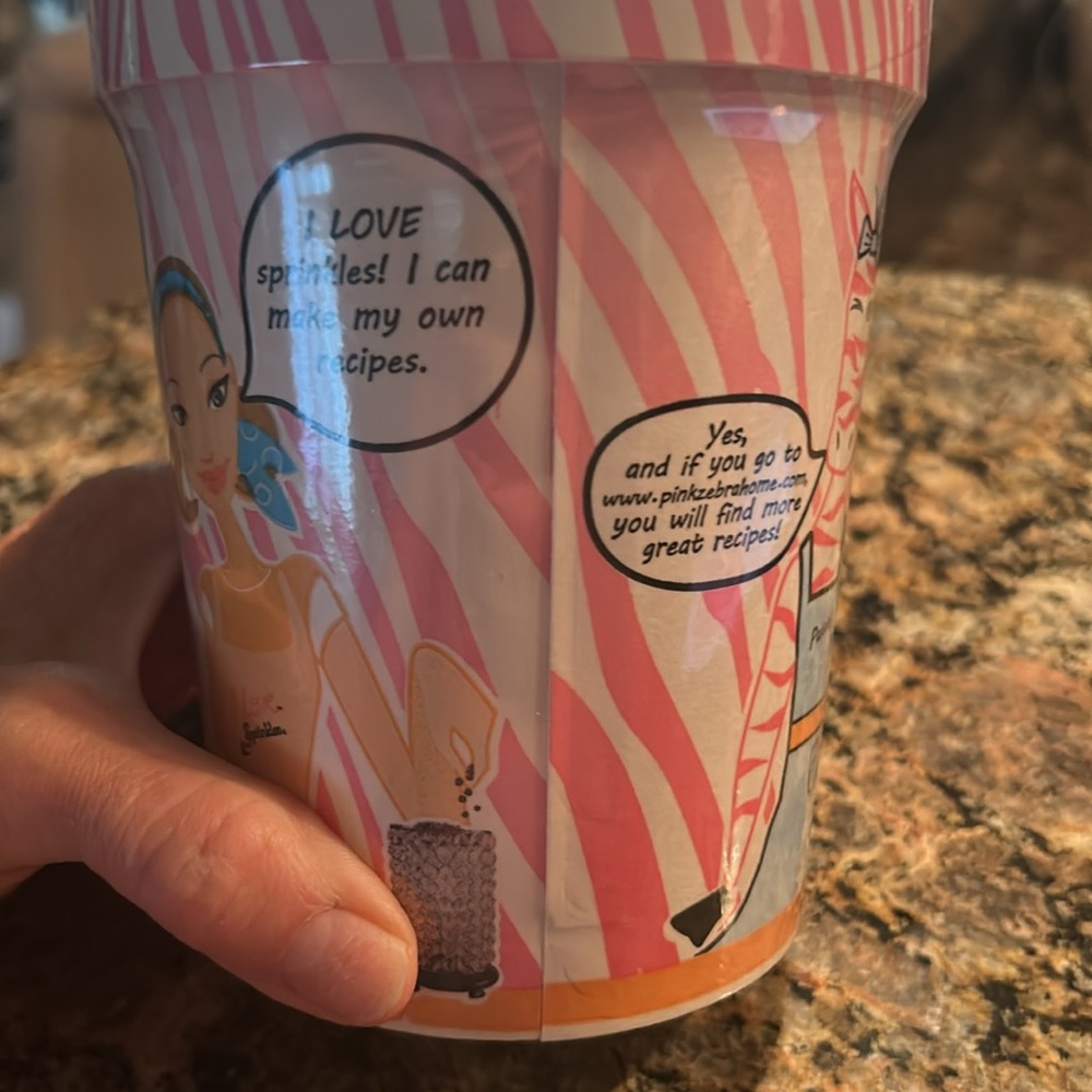 Pink Zebra Sprinkles 16 oz. - Picture 3 of 5